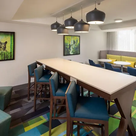 Hampton Inn Asheville-Tunnel Road-3