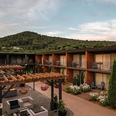 The Beaucatcher, A Boutique Motel-2