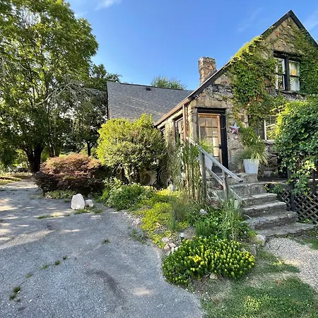 Asheville Urban Farmhouse Entire Home 4 Mi To Dt-2