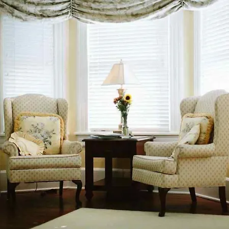 Chestnut Street Inn B&B-2