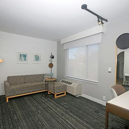 Towneplace Suites By Marriott Asheville Downtown-2
